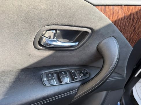Used 2019 Nissan Armada SV w/ Driver Package AWD/4WD image 28