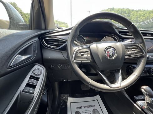 Used 2022 Buick Encore GX Select w/ Advanced Technology Package image 18