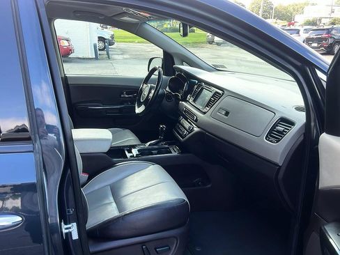 Used 2016 Kia Sedona SX Limited FWD image 33