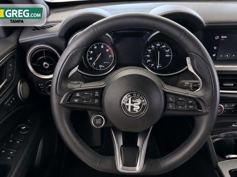 Used 2023 Alfa Romeo Stelvio Veloce AWD/4WD image 11