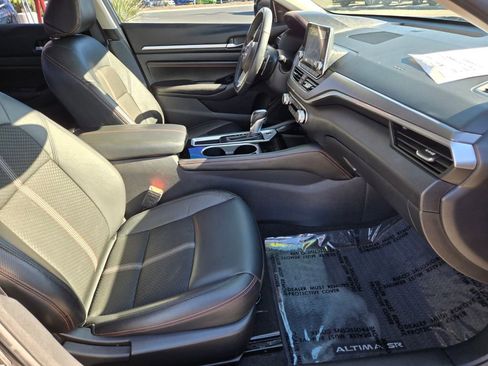 Certified 2023 Nissan Altima 2.5 SR image 19