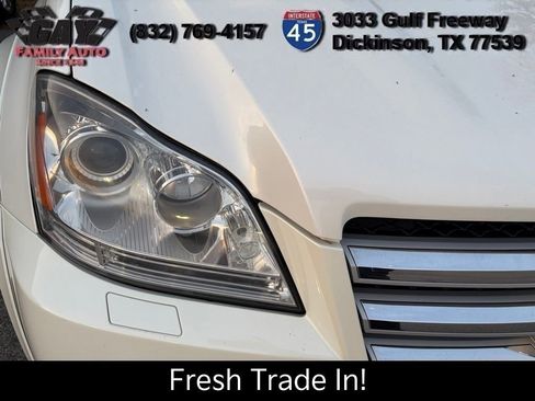 Used 2011 Mercedes-Benz GL 550 4MATIC image 5