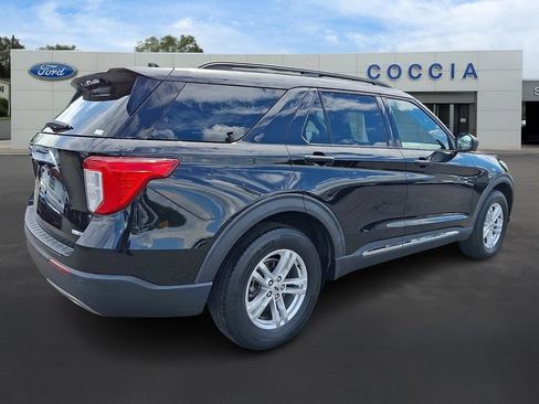 Used 2020 Ford Explorer XLT w/ Equipment Group 202A AWD/4WD image 4