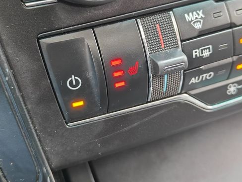 Used 2017 Ford Explorer XLT w/ Equipment Group 202A image 31