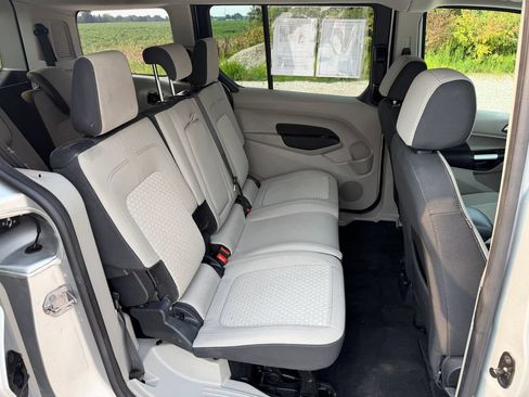 Used 2022 Ford Transit Connect XLT FWD image 48