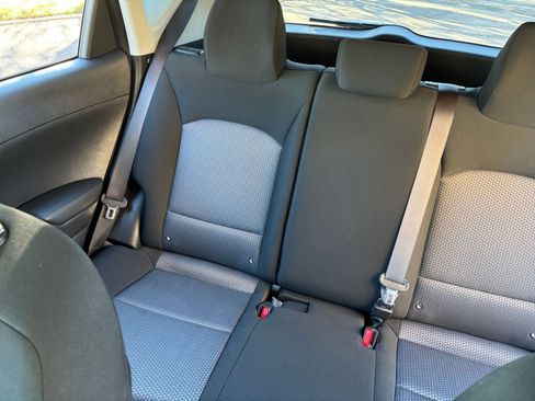 Used 2025 Kia Soul LX w/ LX Technology Package image 34