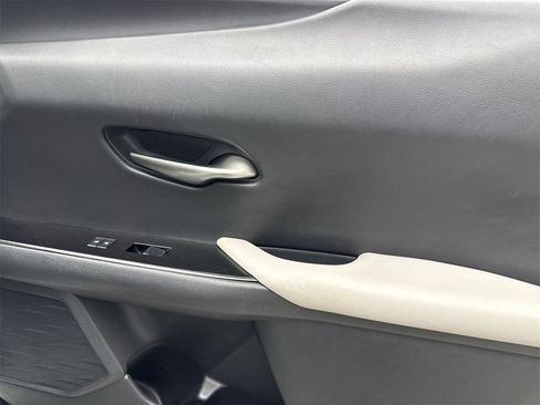 Used 2019 Lexus UX 200 w/ Premium Package image 35