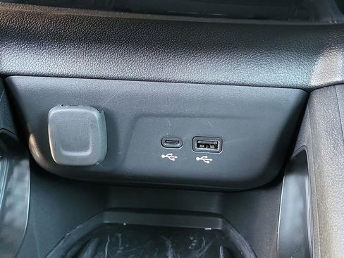 Certified 2025 Chevrolet TrailBlazer ACTIV w/ Convenience Package image 35