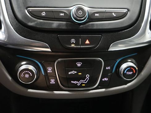 Used 2024 Chevrolet Equinox LT w/ LPO, Floor Liner Package image 31