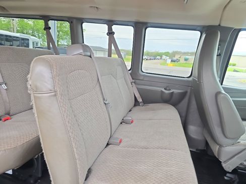 Used 2015 Chevrolet Express 3500 LT w/ LT Preferred Equipment Group RWD image 16
