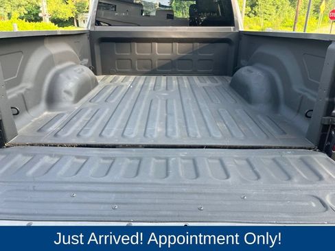 Used 2019 RAM 1500 Express w/ Express Value Package AWD/4WD image 10