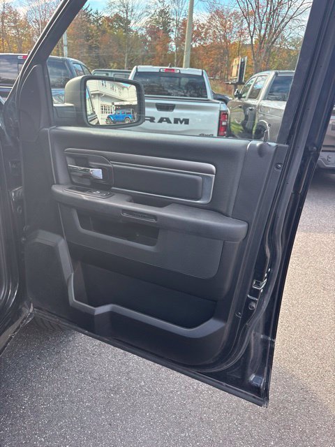 Used 2024 RAM 1500 Warlock AWD/4WD image 21