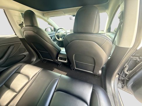 Used 2023 Tesla Model 3 Standard Range RWD image 30