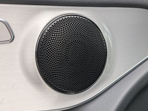 Used 2019 Mercedes-Benz GLC 300 image 14