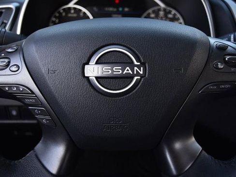 Certified 2024 Nissan Murano SV w/ SV Midnight Edition Package image 19