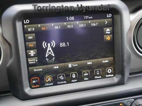 Used 2021 Jeep Gladiator Willys image 25