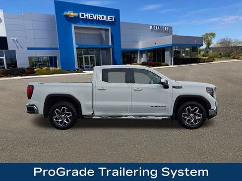 Used 2024 GMC Sierra 1500 SLT w/ SLT Premium Plus Package image 10