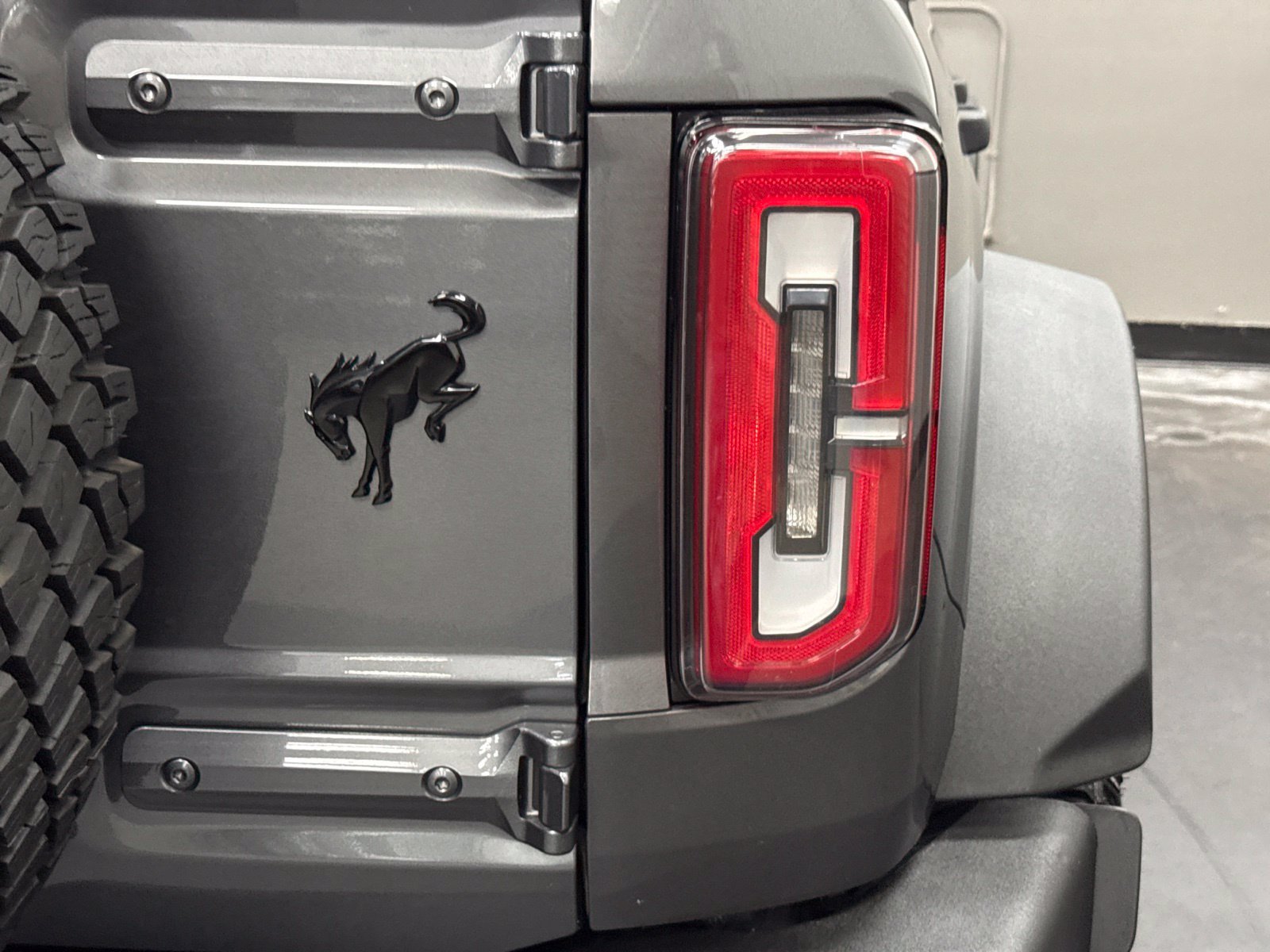 Used 2024 Ford Bronco Wildtrak AWD/4WD image 14