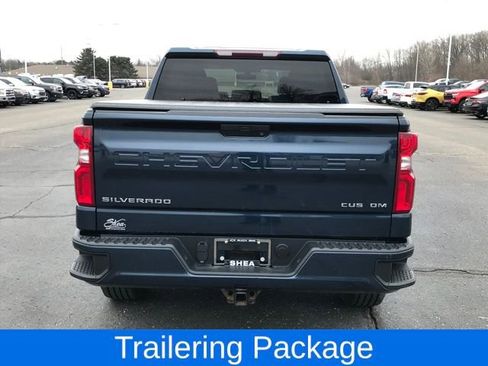 Used 2020 Chevrolet Silverado 1500 Custom w/ Custom Value Package image 4