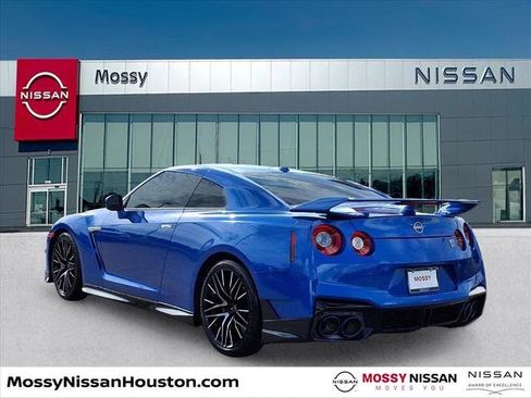 Certified 2024 Nissan GT-R w/ Floor Mat Package image 5