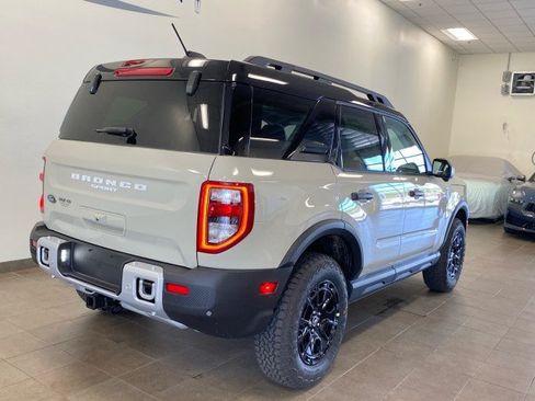 New 2025 Ford Bronco Sport Outer Banks w/ Sasquatch Outer Banks Package AWD/4WD image 11