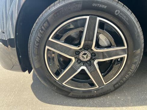 Used 2026 Mercedes-Benz GLC 300 4MATIC image 10