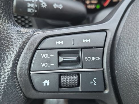 Used 2023 Honda CR-V EX image 14