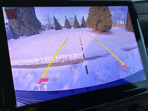 Used 2023 Jeep Grand Cherokee Limited image 16