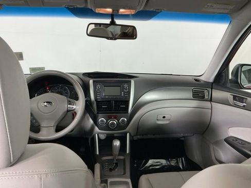 Used 2011 Subaru Forester 2.5X Limited AWD/4WD image 21