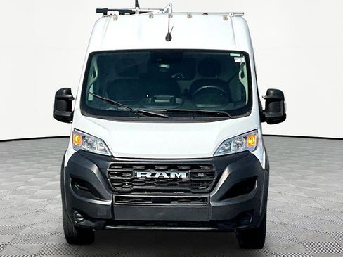 Used 2024 RAM ProMaster 2500 FWD image 2