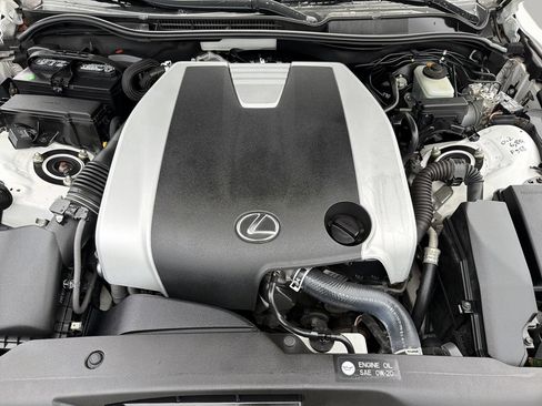 Used 2016 Lexus IS 300 AWD w/ Navigation System Package image 10
