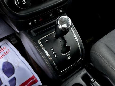 Used 2014 Jeep Patriot Latitude w/ Sun/Sound Group image 39