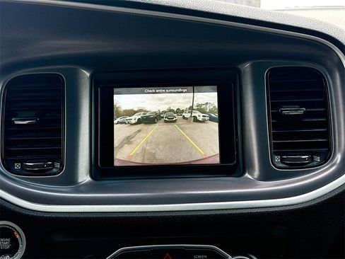 Used 2022 Dodge Charger SXT w/ Blacktop Package image 13