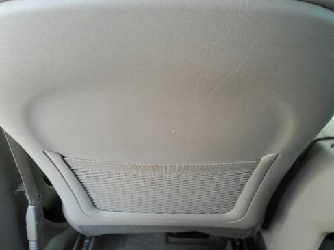 Used 2021 Kia Sedona LX FWD image 30