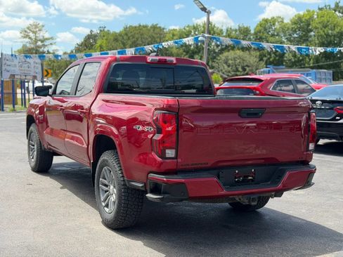 Used 2024 Chevrolet Colorado LT w/ LT Convenience Package II AWD/4WD image 9