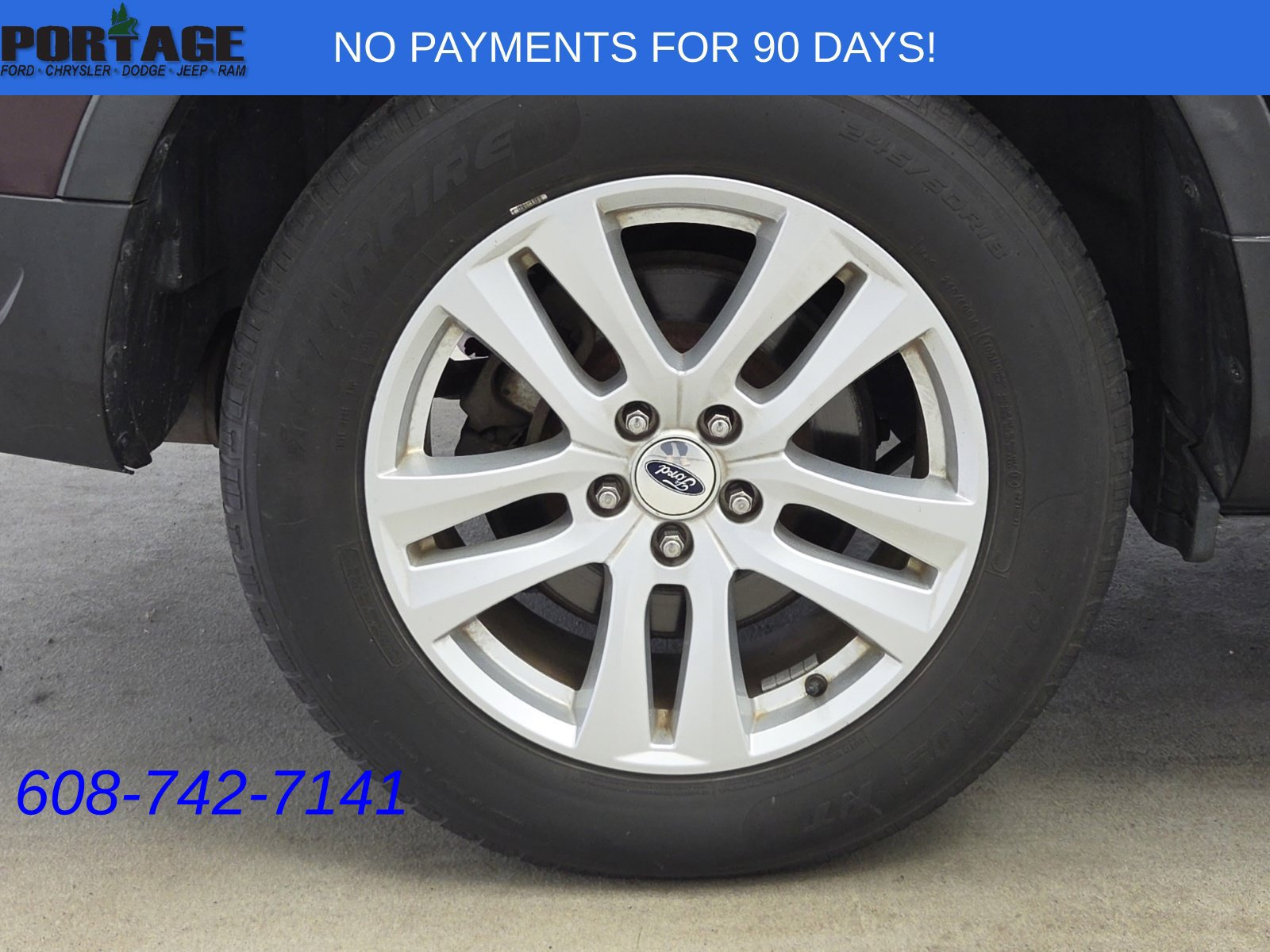 Used 2018 Ford Explorer XLT AWD/4WD image 35