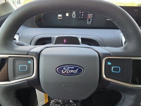 New 2025 Ford Expedition Max Active image 14