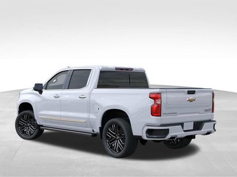 New 2026 Chevrolet Silverado 1500 High Country AWD/4WD image 3