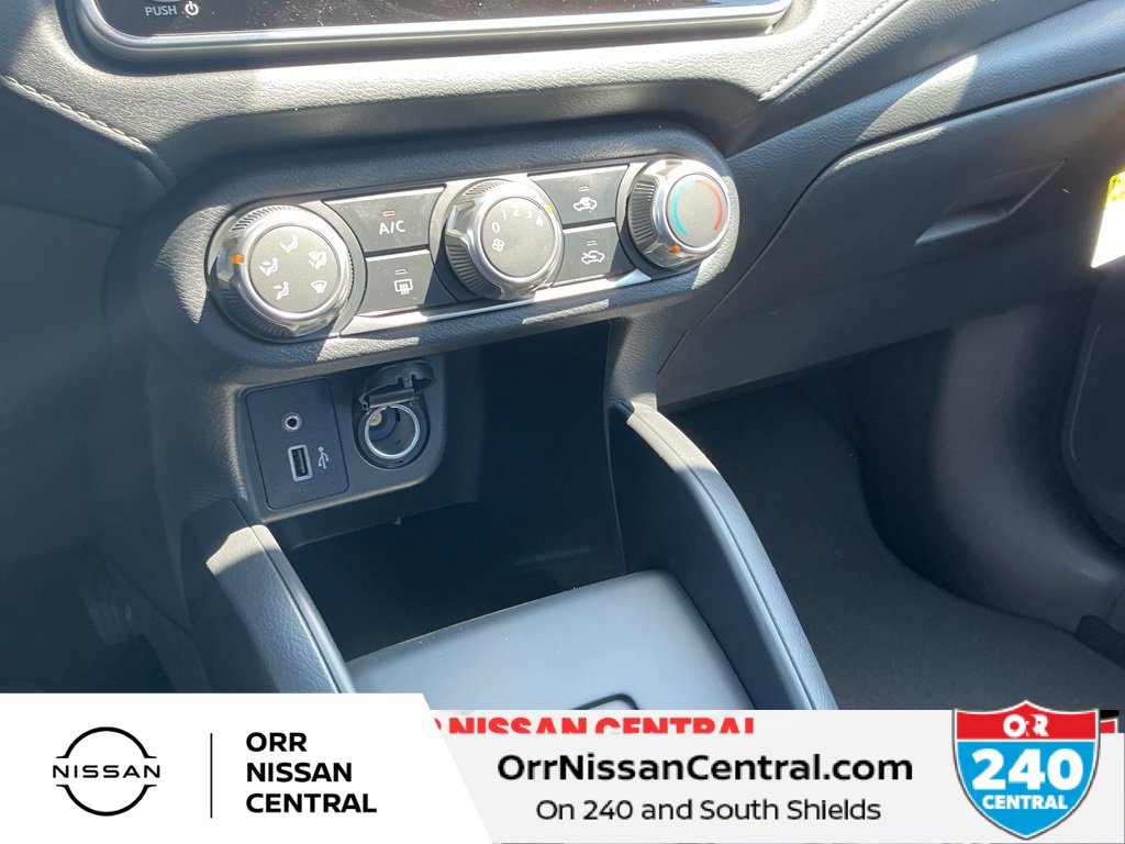 Used 2025 Nissan Versa S w/ S Plus Package FWD image 23