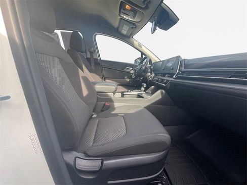 Certified 2023 Kia Sportage LX image 24