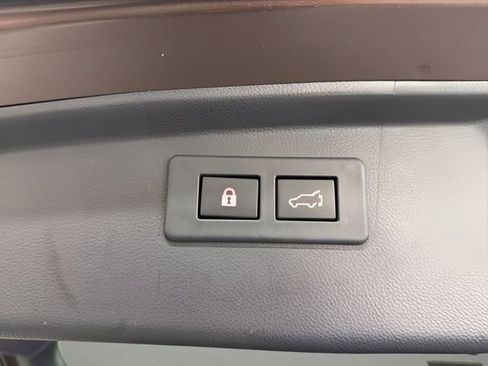 Used 2022 Subaru Outback Limited image 12