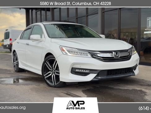 Used 2016 Honda Accord Touring image 1