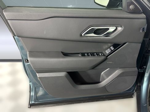 Used 2026 Land Rover Range Rover Velar S image 11