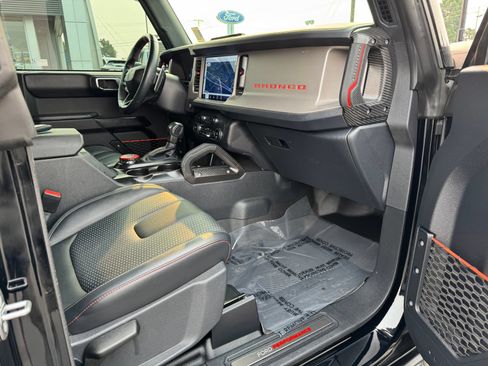 Used 2024 Ford Bronco Raptor w/ Interior Carbon Fiber Pack 6 AWD/4WD image 30