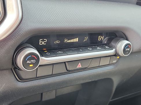 Used 2024 MAZDA CX-50 AWD 2.5 S w/ Cargo Package image 17