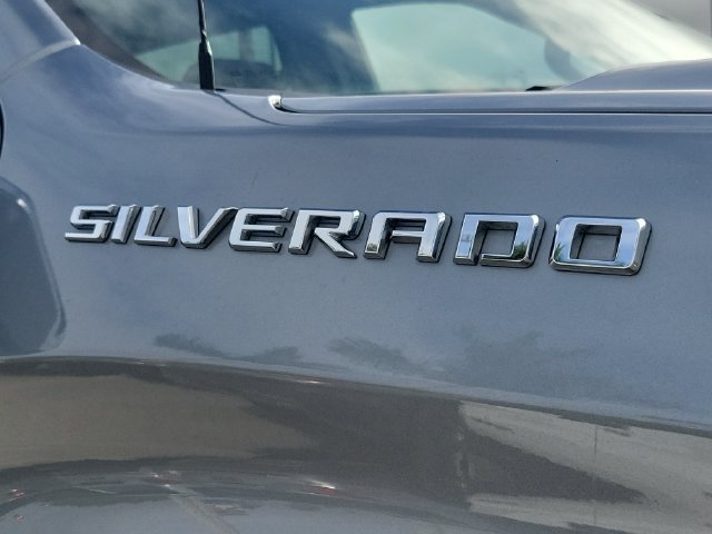 Used 2023 Chevrolet Silverado 1500 LT AWD/4WD image 14