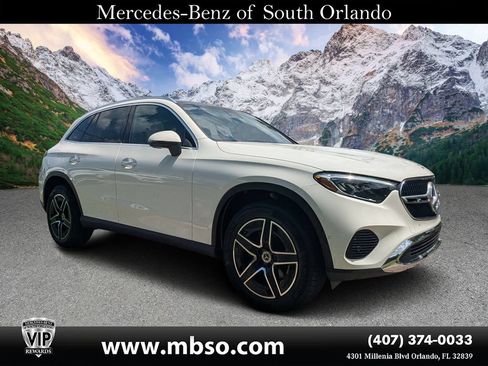 Certified 2026 Mercedes-Benz GLC 300 image 1