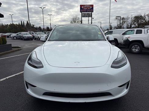 Used 2021 Tesla Model Y Performance AWD/4WD image 11