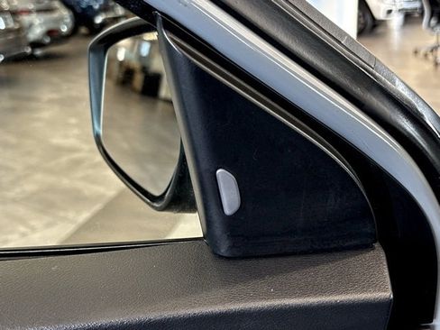 Used 2021 Nissan Kicks SR w/ SR Premium Package image 14