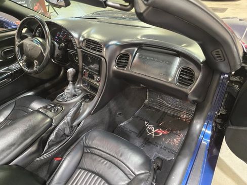 Used 1999 Chevrolet Corvette Convertible w/ Memory Pkg image 29